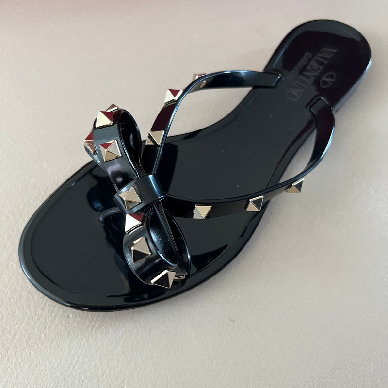 ungetragene VALENTINO GARAVANI Rockstud Sandalen