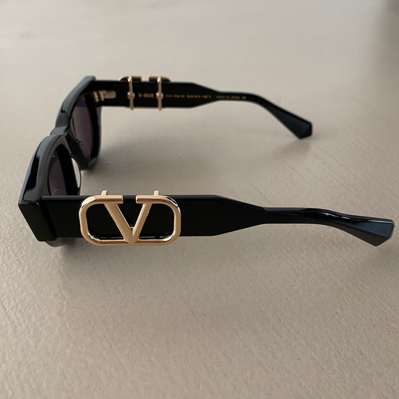 neue VALENTINO „V-DUE“ Sonnenbrille