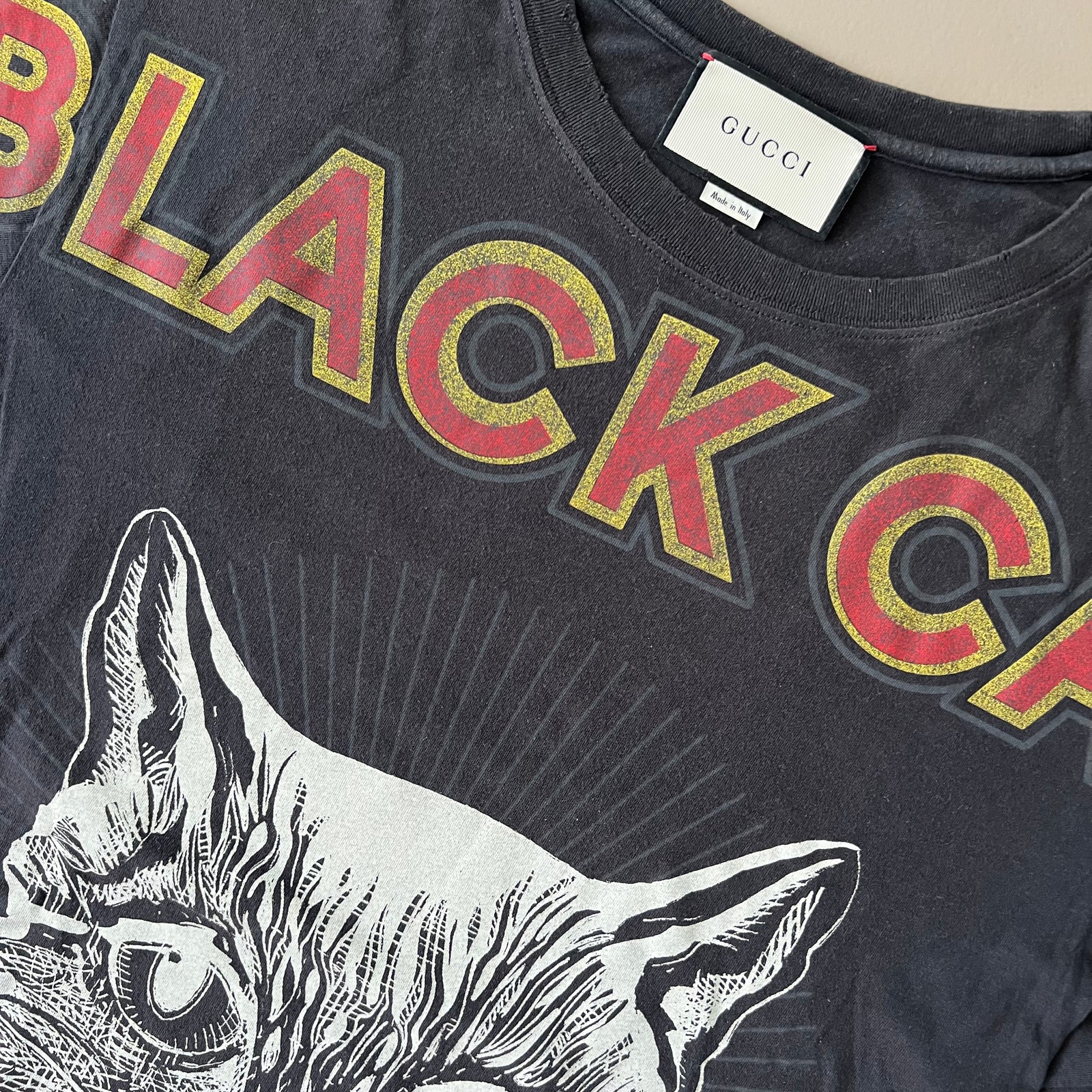 グッチ★ブラックキャット Tシャツ BLIND FOR LOVE 猫 バックロゴ GUCCI Black Cat Print T-Shirt – ClosetQueen - Nadine Lendi