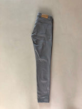 graue Slim Fit Jeans von SELFNATION