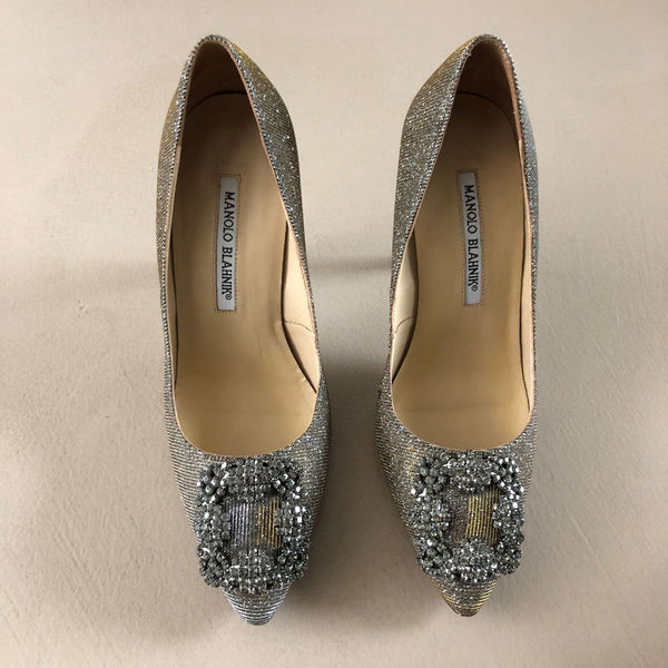 MANOLO BLAHNIK Hangisi Pumps