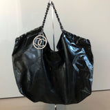 CHANEL Coco Cabas Lackleder Shopper