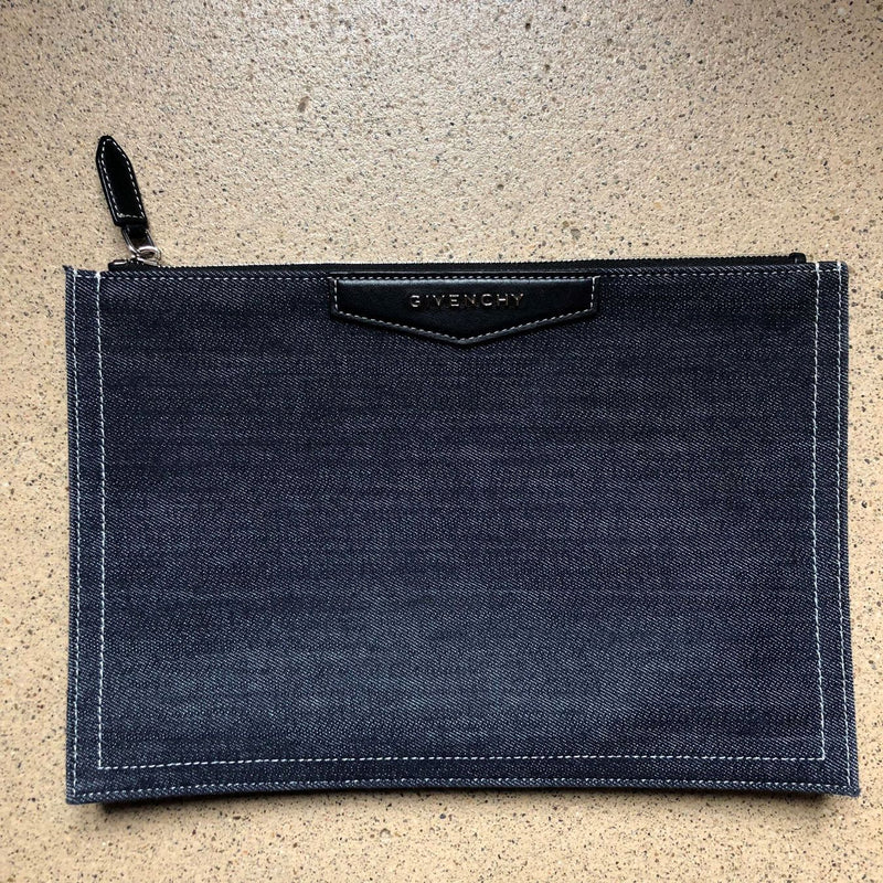 GIVENCHY Clutch / Pouch