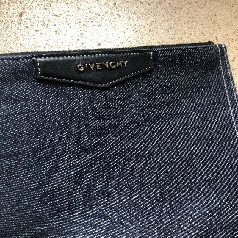 GIVENCHY Clutch / Pouch