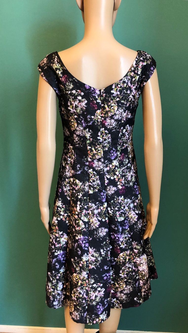 PHASE EIGHT Kleid