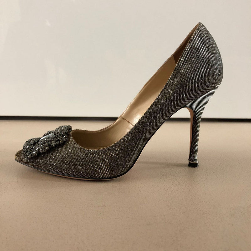 MANOLO BLAHNIK Hangisi Pumps