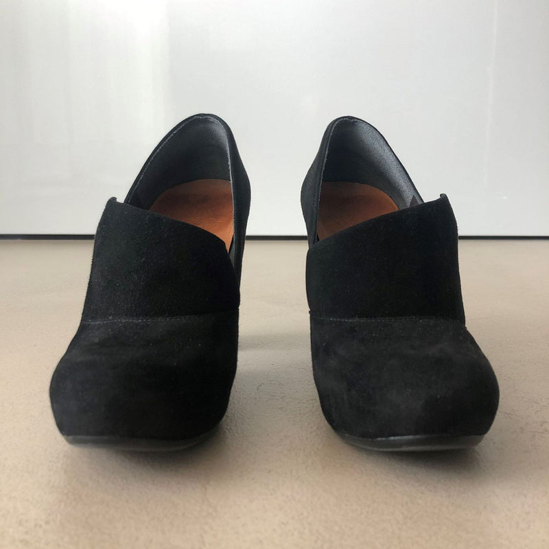 CHIE MIHARA Velours Leder Pumps