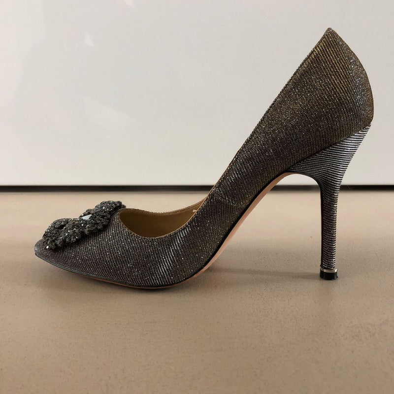 MANOLO BLAHNIK Hangisi Pumps