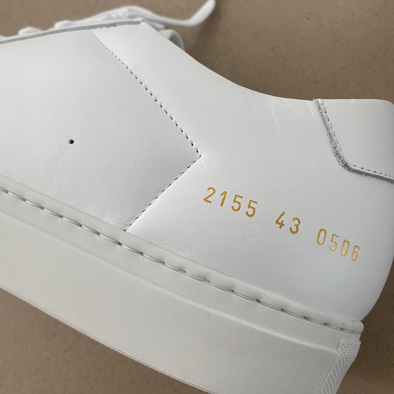 neue COMMON PROJECTS Sneakers