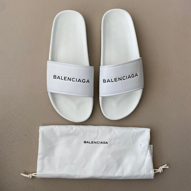ungetragene BALENCIAGA Logo Print Slippers
