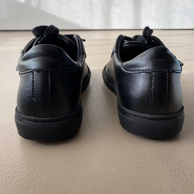 neuwertige THE PANGAIA Sneakers