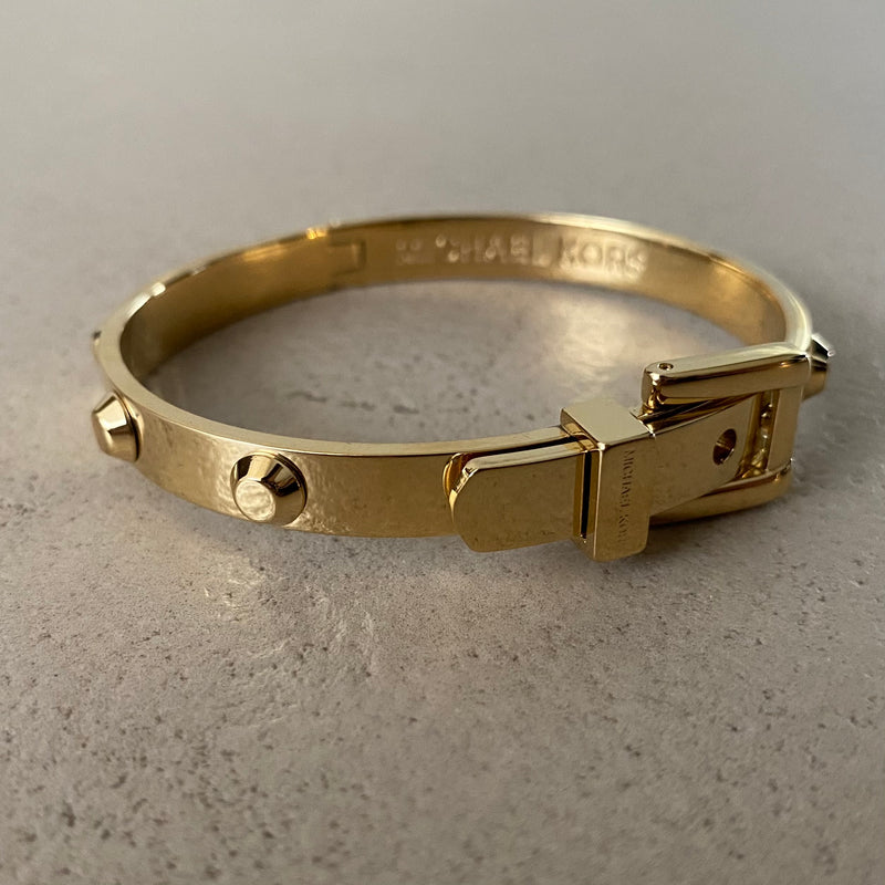 MICHAEL KORS Astor Buckle Bangle Armband