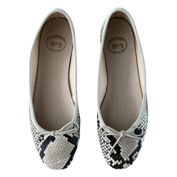 ungetragene DAY Ballerinas