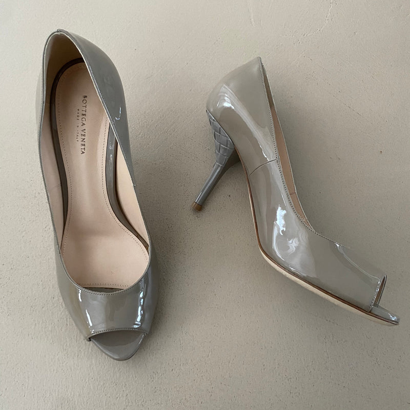 BOTTEGA VENETA Lackleder Pumps