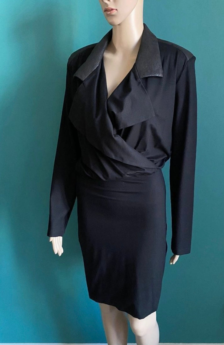 LITTLE BLACK DRESS Kleid
