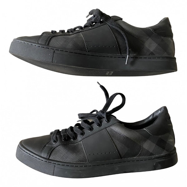 BURBERRY Sneakers