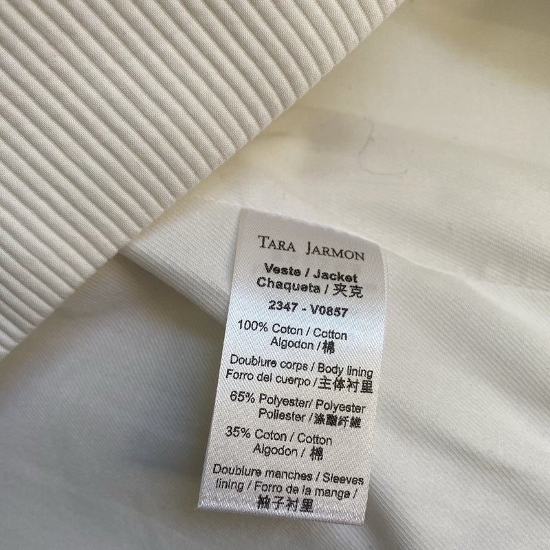 ungetragene TARA JARMON Jacke