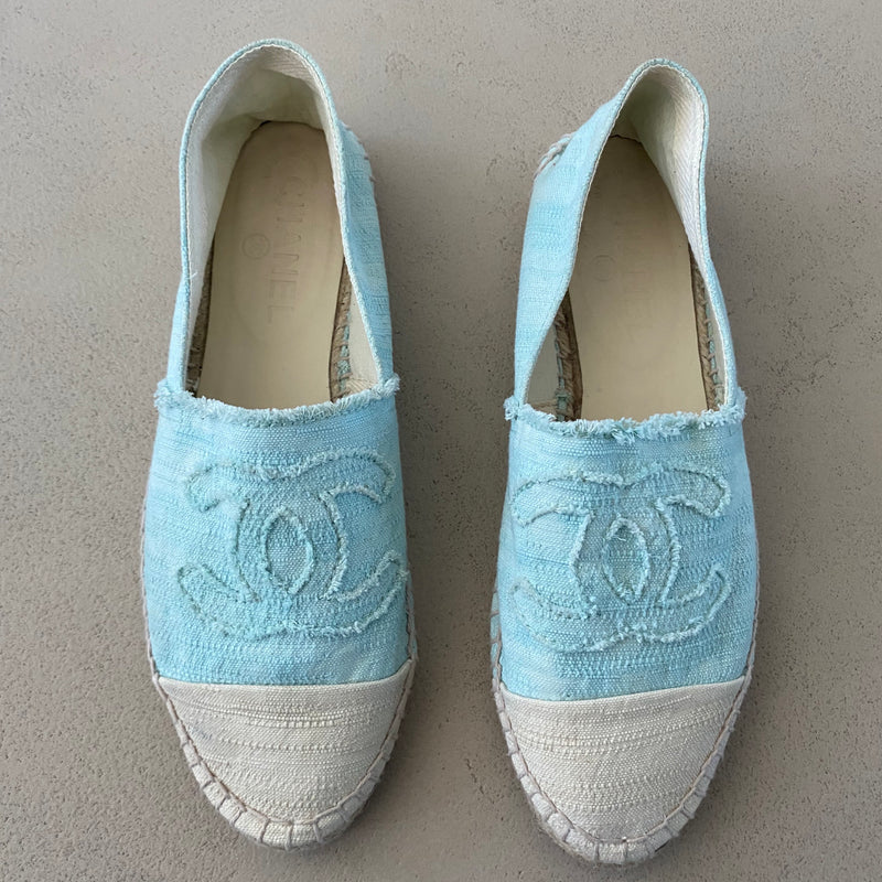 CHANEL Espadrilles