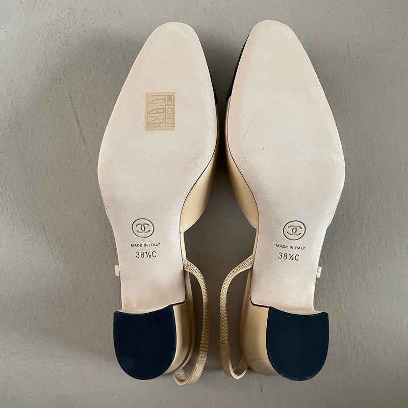 ungetragene CHANEL Slingpumps