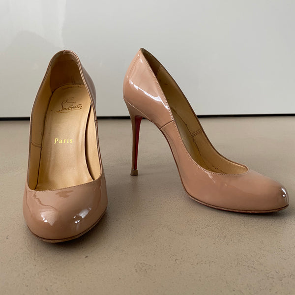 CHRISTIAN LOUBOUTIN Lackleder Pumps