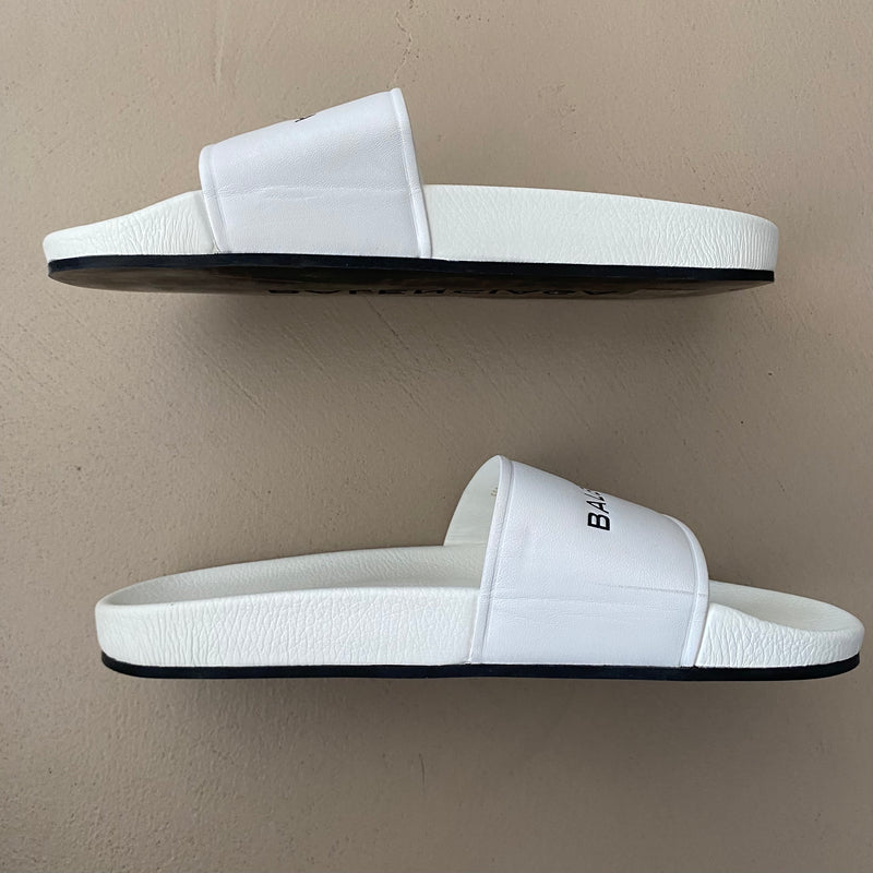 ungetragene BALENCIAGA Logo Print Slippers