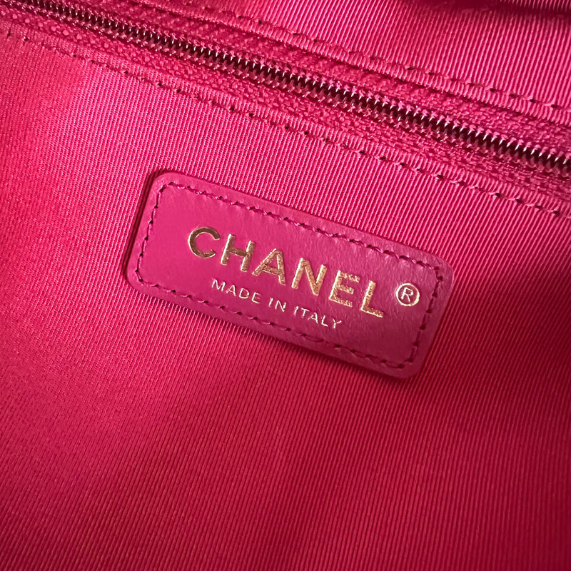 neuwertiger CHANEL Large Shopping Bag
