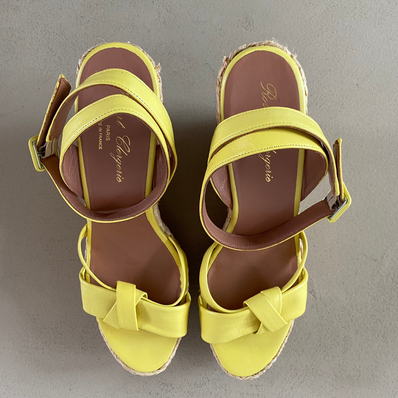 ungetragene ROBERT CLERGERIE Keilsandalen