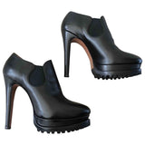ungetragene ALAÏA Stiefeletten