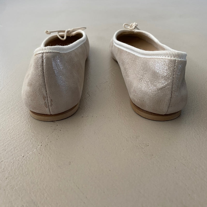 ungetragene BENCI BROTHERS Leder Ballerinas