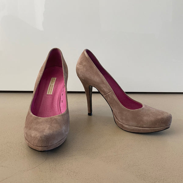 neu BUFFALO LONDON Veloursleder Plateau Pumps