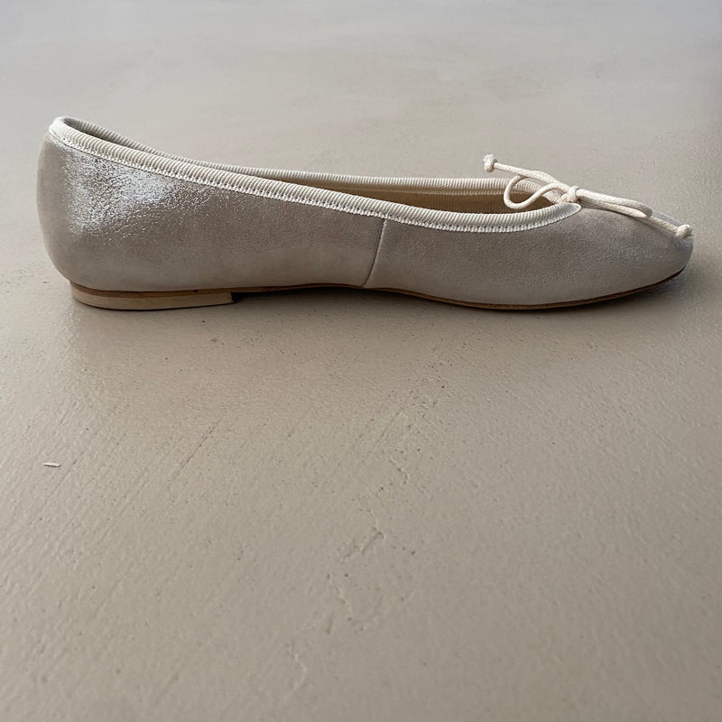 ungetragene BENCI BROTHERS Leder Ballerinas
