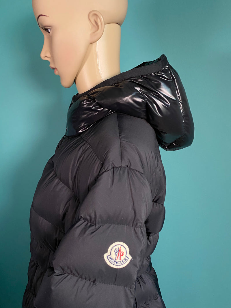 neuer MONCLER Mantel