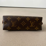 LOUIS VUITTON Monogram Pochette Cosmétique