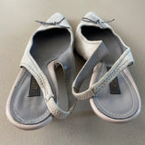 APOSTROPHE Slingback Pumps