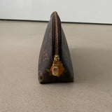 LOUIS VUITTON Monogram Pochette Cosmétique