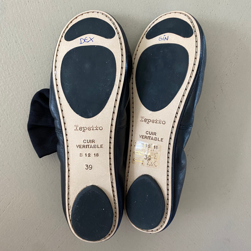 ungetragene REPETTO x Sia Sophia Leder Ballerinas