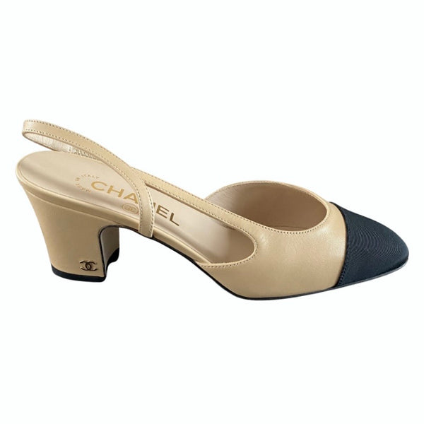 ungetragene CHANEL Slingpumps