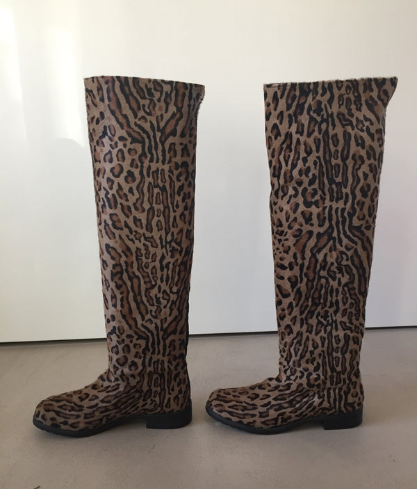 neuwertige STUART WEITZMAN Stiefel