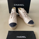 CHANEL Espadrilles
