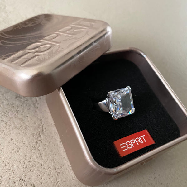 ESPRIT Silber Ring mit grossem Zirkonia