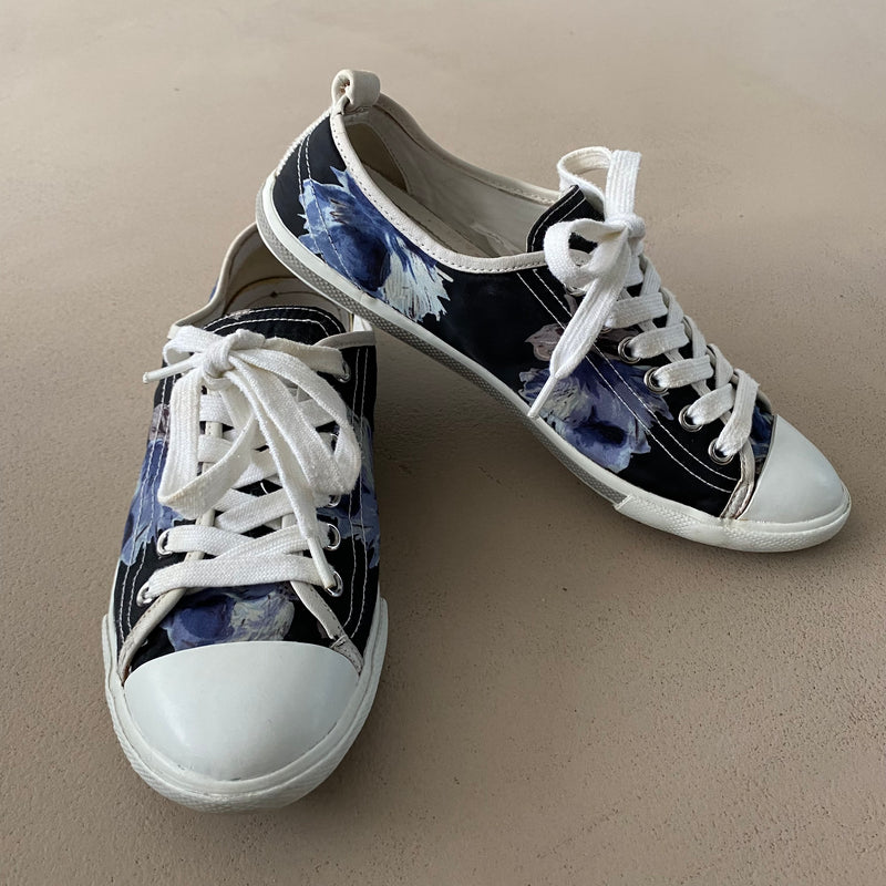 PRADA Sneakers
