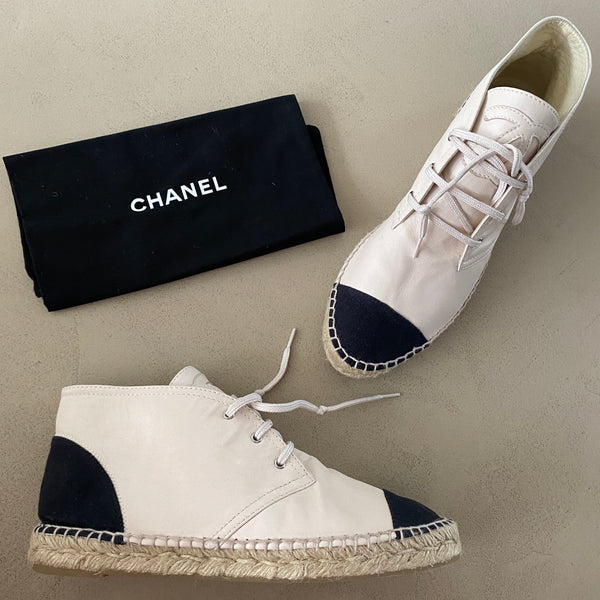 CHANEL Espadrilles