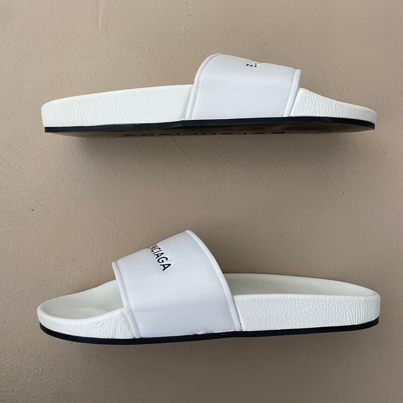 ungetragene BALENCIAGA Logo Print Slippers