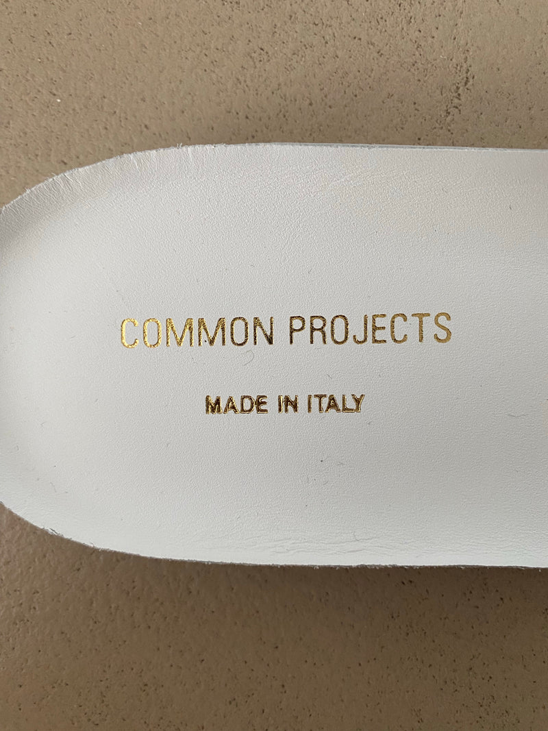 neue COMMON PROJECTS Sneakers