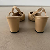 ungetragene CHANEL Slingpumps