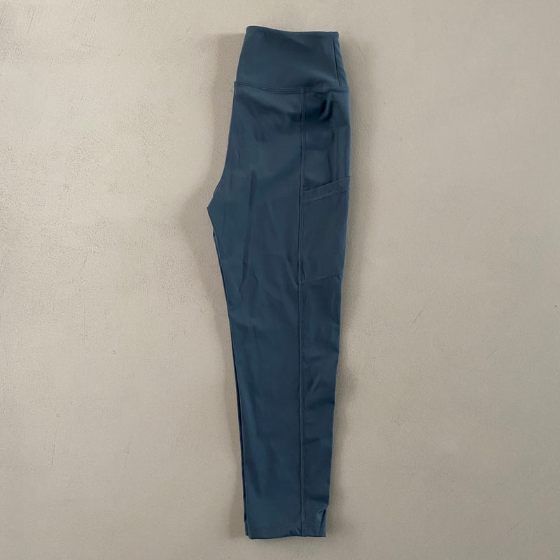 neuwertige ECONYL Leggings von MAAREE
